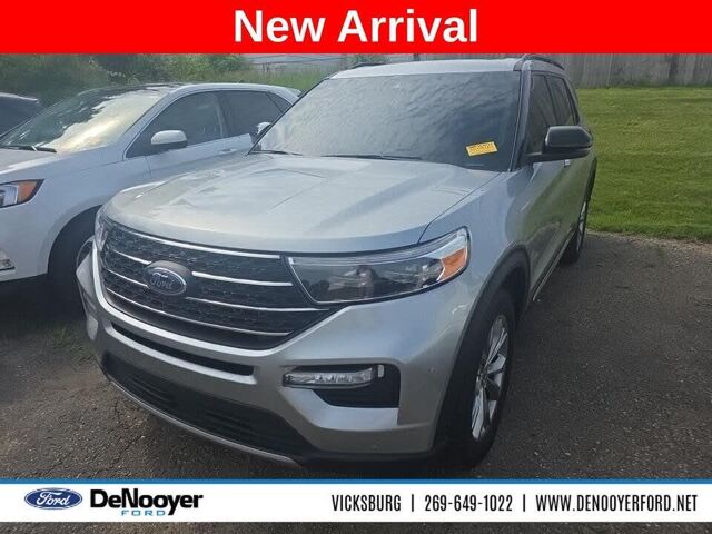 2024 Ford Explorer XLT — photo 1 of 2