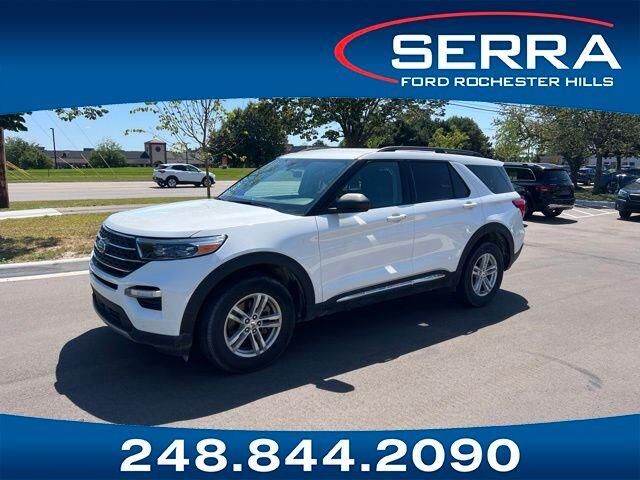 2024 Ford Explorer XLT — photo 1 of 13