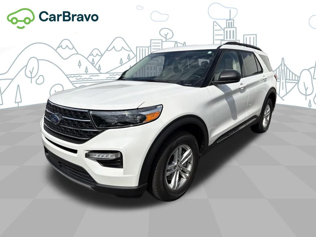 2024 Ford Explorer XLT — photo 1 of 7