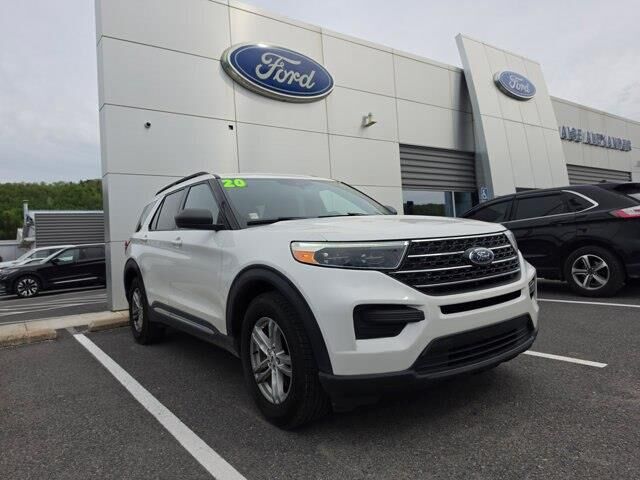 2020 Ford Explorer XLT — photo 1 of 13