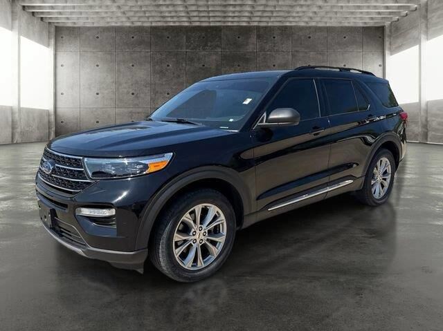 2020 Ford Explorer XLT — photo 1 of 39