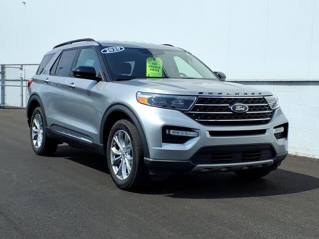 2020 Ford Explorer XLT — photo 1 of 13