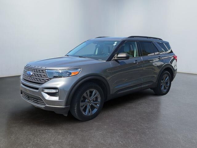 2021 Ford Explorer XLT — photo 1 of 26