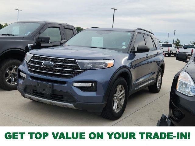 2021 Ford Explorer XLT — photo 1 of 4
