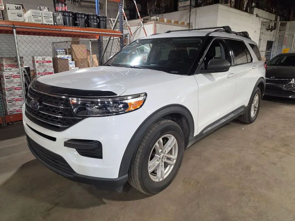 2021 Ford Explorer XLT — photo 1 of 33