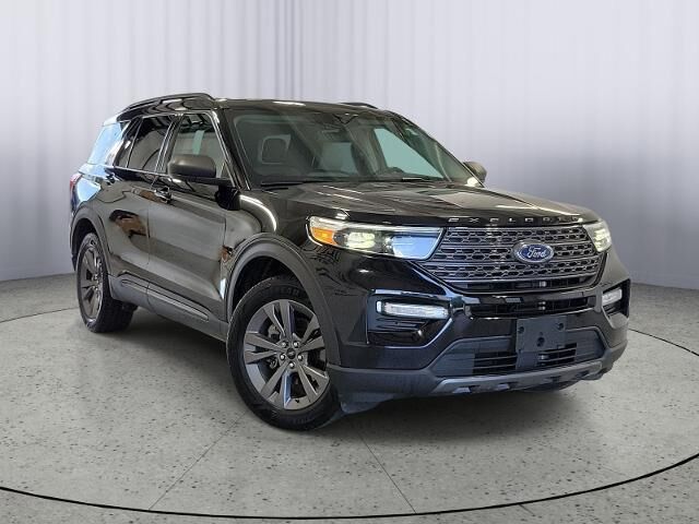 2021 Ford Explorer XLT — photo 1 of 26