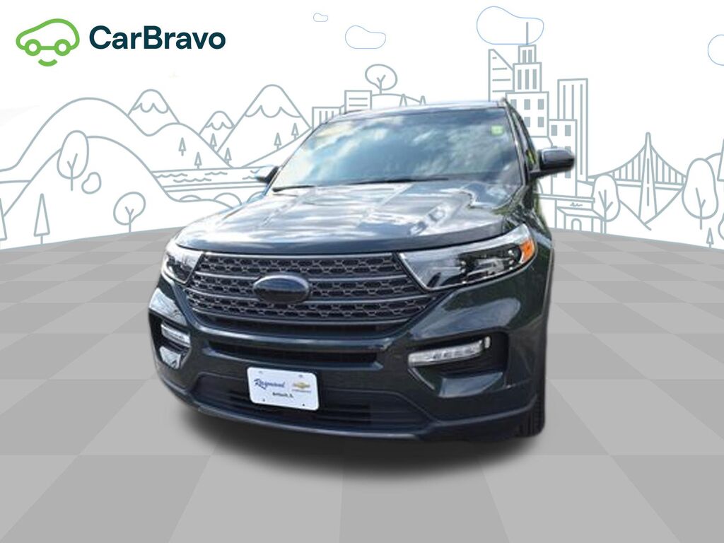 2022 Ford Explorer XLT — photo 1 of 6
