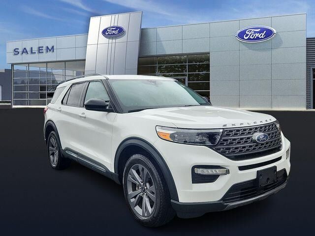 2022 Ford Explorer XLT — photo 1 of 26