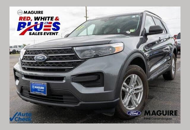 2023 Ford Explorer XLT — photo 1 of 3