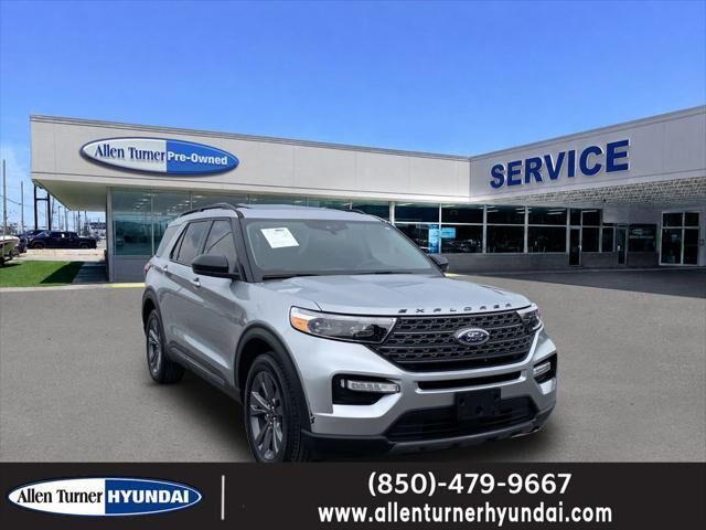 2023 Ford Explorer XLT — photo 1 of 13