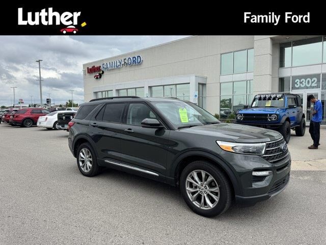 2024 Ford Explorer XLT — photo 1 of 26