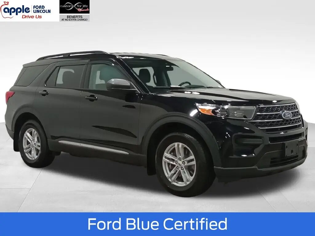 2024 Ford Explorer XLT — photo 1 of 13
