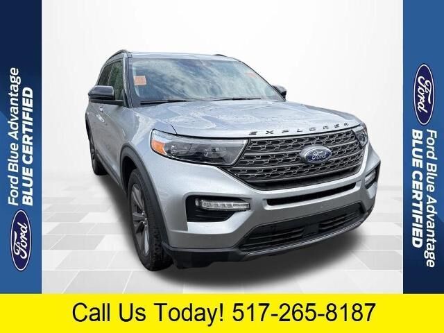 2024 Ford Explorer XLT — photo 1 of 12