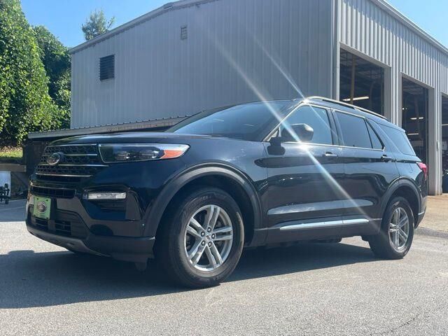 2024 Ford Explorer XLT — photo 1 of 26