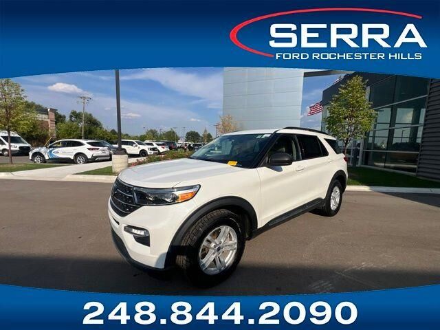 2024 Ford Explorer XLT — photo 1 of 39