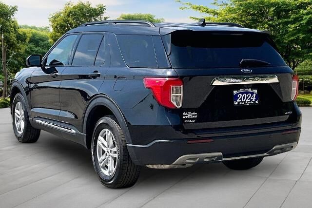 2024 Ford Explorer XLT — photo 1 of 24