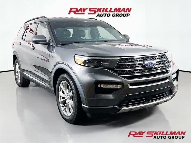 2020 Ford Explorer XLT — photo 1 of 9