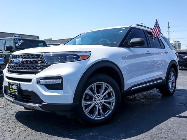 2020 Ford Explorer XLT — photo 1 of 3