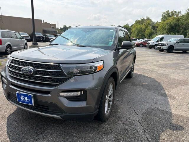 2022 Ford Explorer XLT — photo 1 of 26