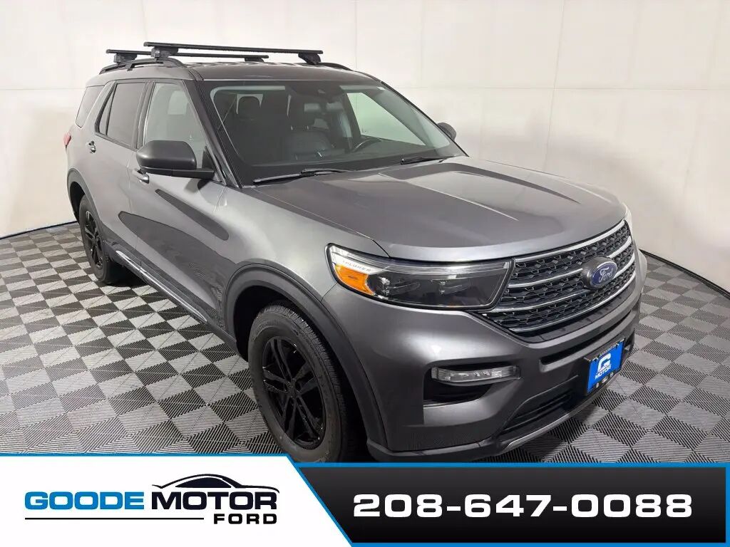 2023 Ford Explorer XLT — photo 1 of 13