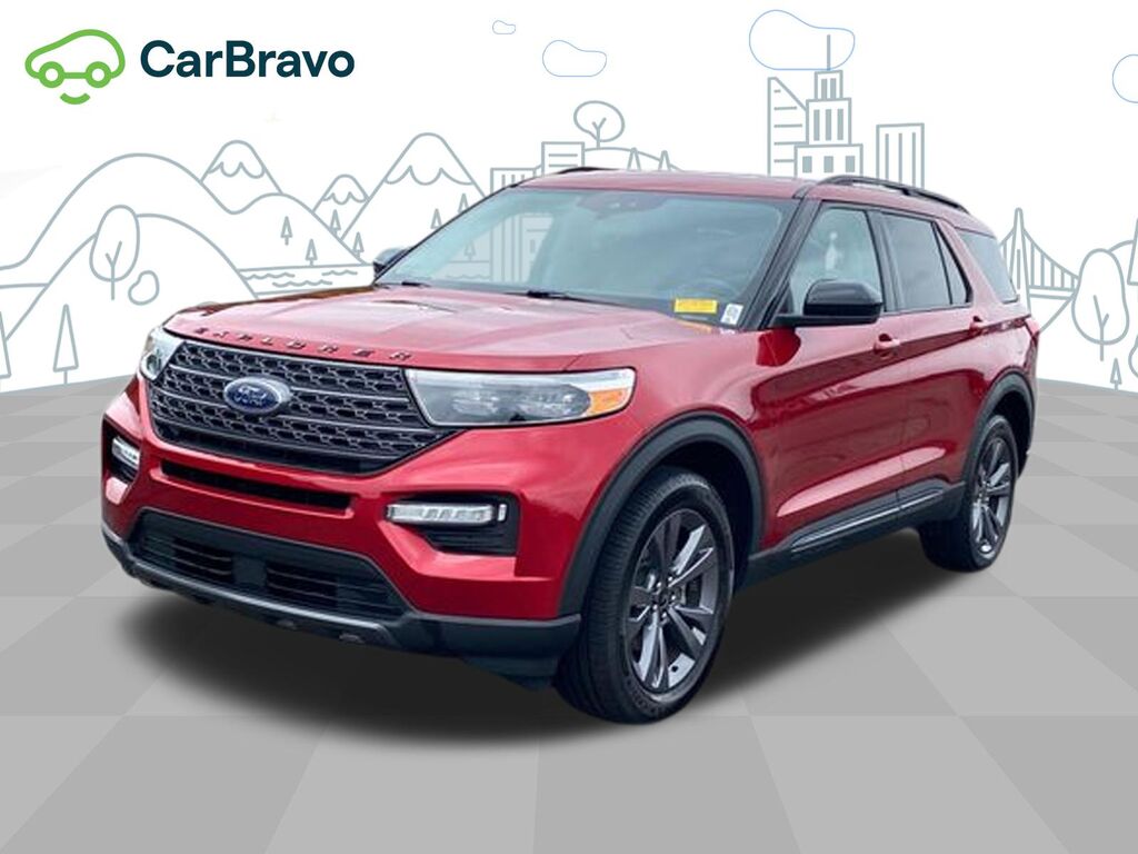 2023 Ford Explorer XLT — photo 1 of 7