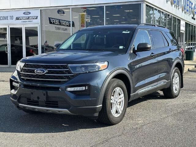 2023 Ford Explorer XLT — photo 1 of 26