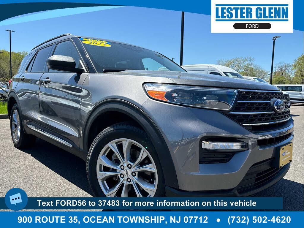 2023 Ford Explorer XLT — photo 1 of 1