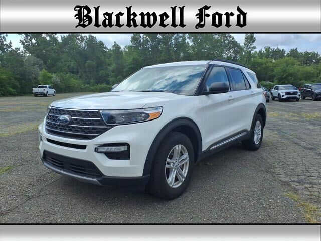 2023 Ford Explorer XLT — photo 1 of 26
