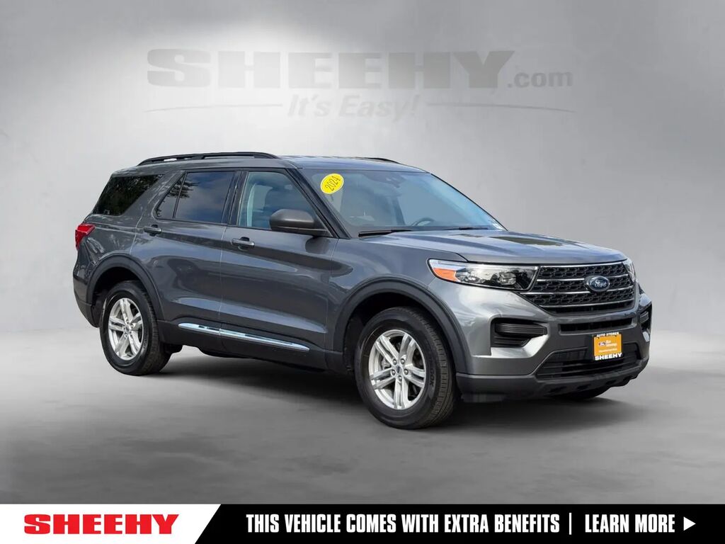2024 Ford Explorer XLT — photo 1 of 13