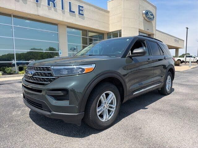 2024 Ford Explorer XLT — photo 1 of 1