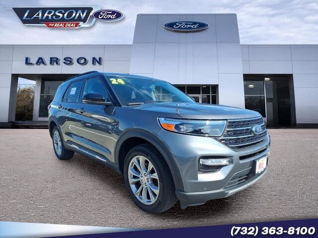 2024 Ford Explorer XLT