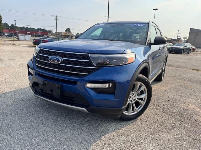 2020 Ford Explorer XLT — photo 1 of 26