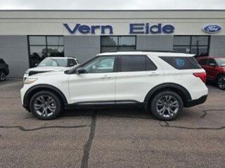 2021 Ford Explorer XLT — photo 1 of 3