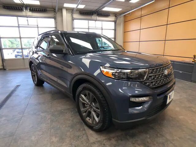 2021 Ford Explorer XLT — photo 1 of 2