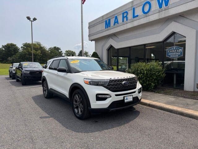2022 Ford Explorer XLT — photo 1 of 26