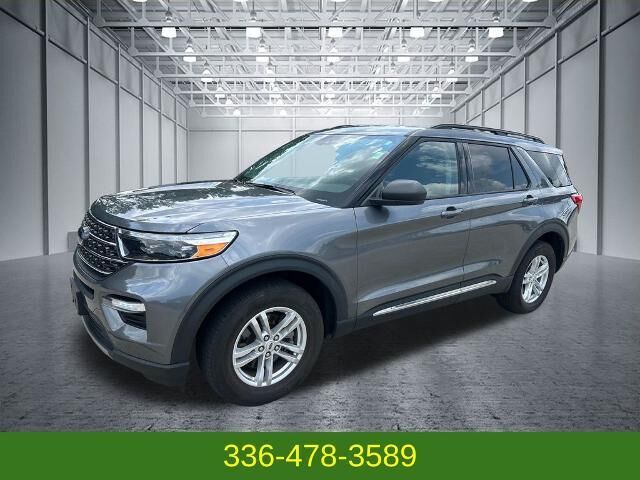 2022 Ford Explorer XLT — photo 1 of 62