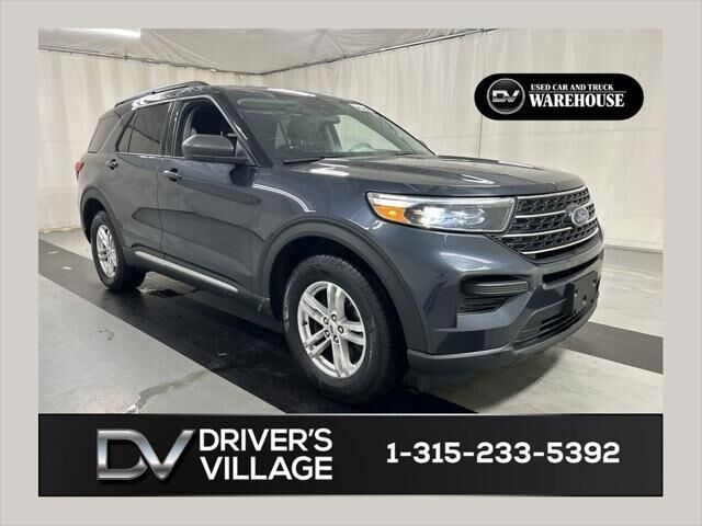2022 Ford Explorer XLT — photo 1 of 26