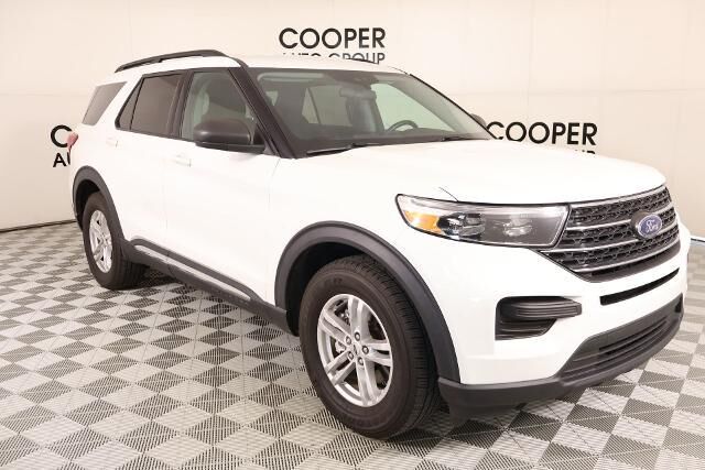 2023 Ford Explorer XLT — photo 1 of 26
