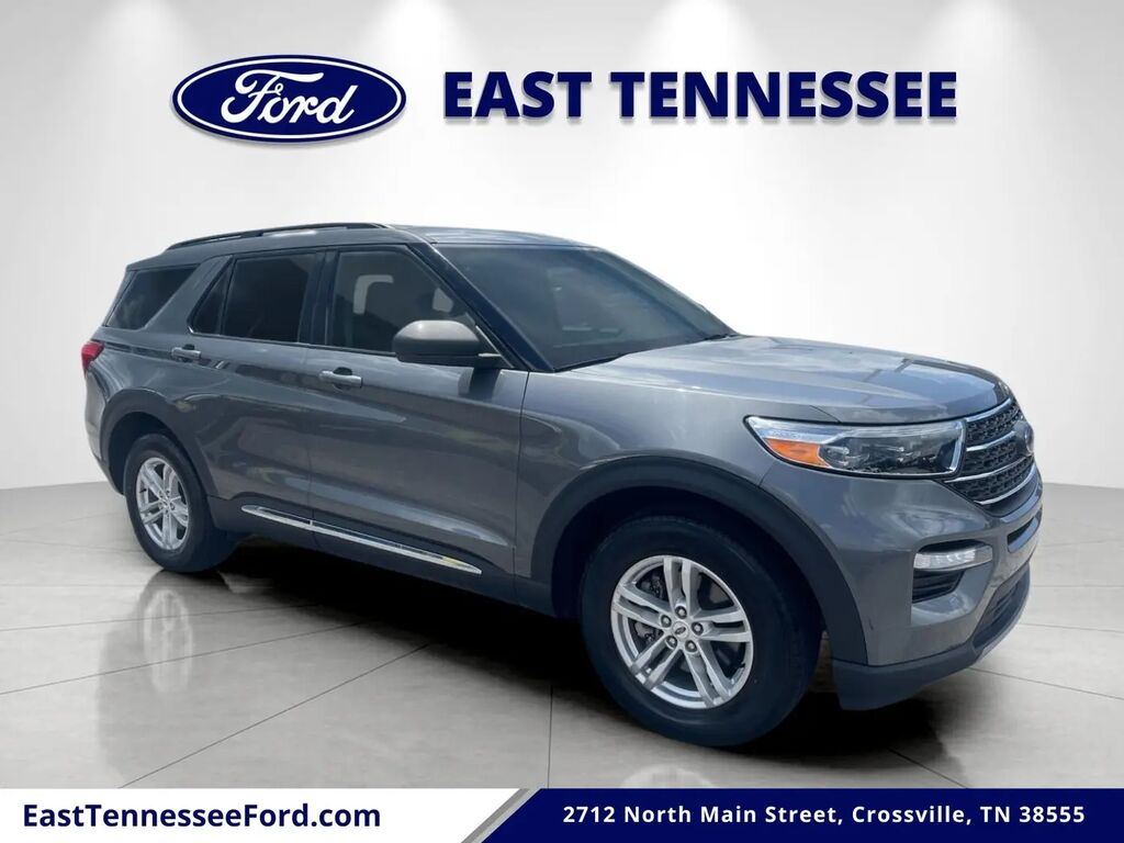 2023 Ford Explorer XLT — photo 1 of 12