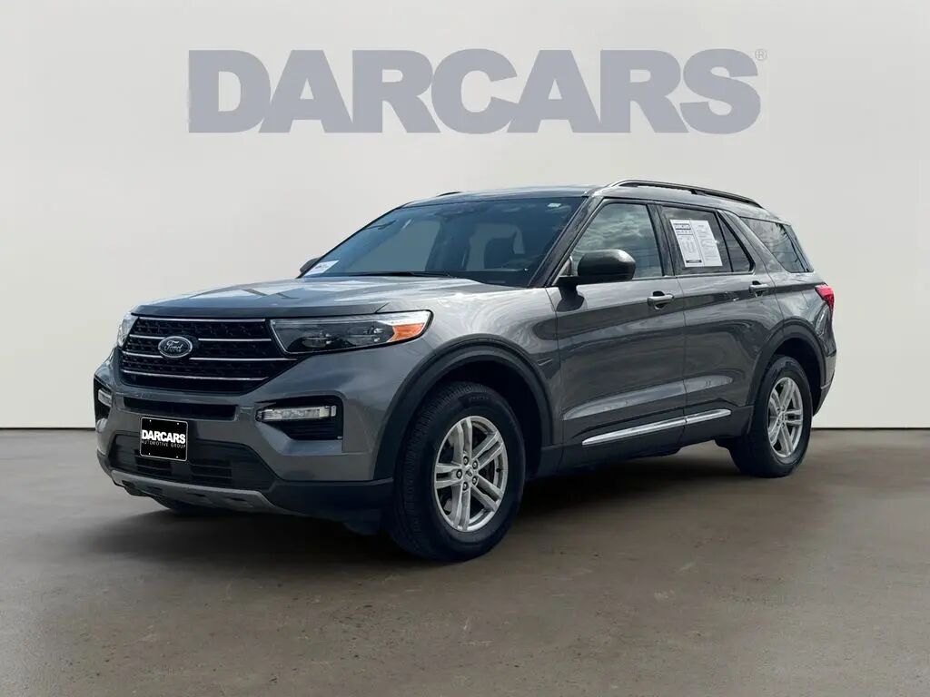 2023 Ford Explorer XLT — photo 1 of 1