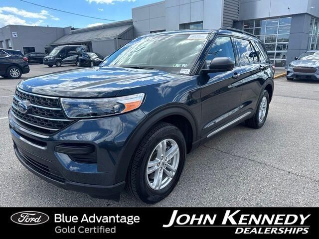 2023 Ford Explorer XLT — photo 1 of 39