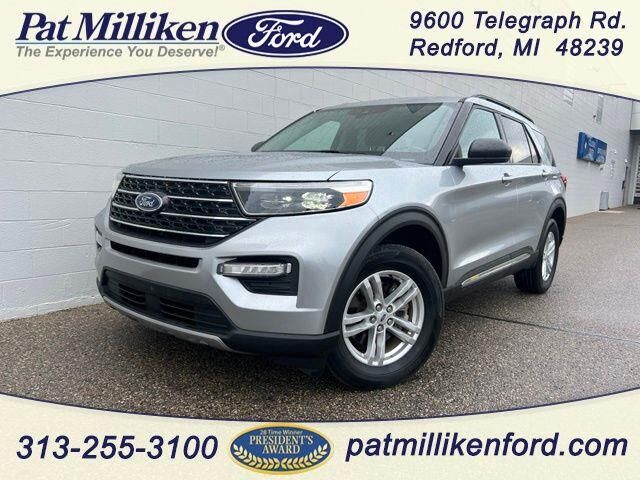 2023 Ford Explorer XLT — photo 1 of 26