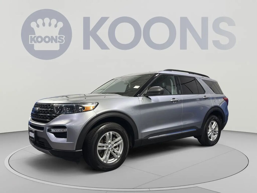 2023 Ford Explorer XLT — photo 1 of 22