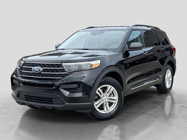 2023 Ford Explorer XLT — photo 1 of 26