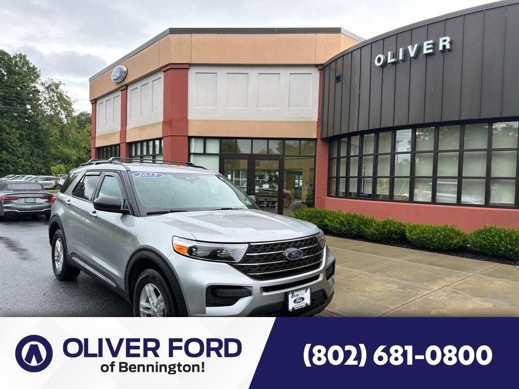 2023 Ford Explorer XLT — photo 1 of 2