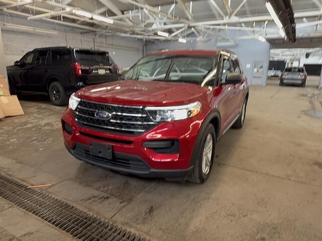 2023 Ford Explorer XLT — photo 1 of 25