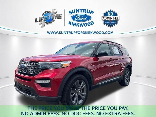 2024 Ford Explorer XLT — photo 1 of 26