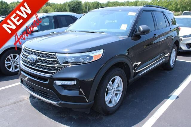 2024 Ford Explorer XLT — photo 1 of 47
