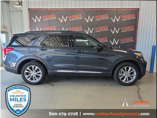 2024 Ford Explorer XLT — photo 1 of 4