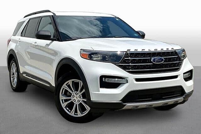 2020 Ford Explorer XLT — photo 1 of 1